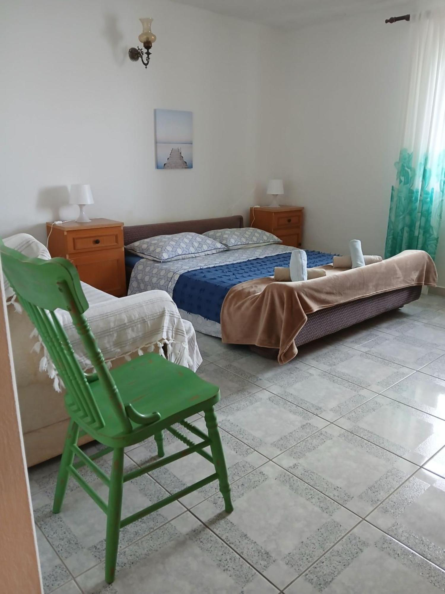 Apartments Sova Postira Kültér fotó